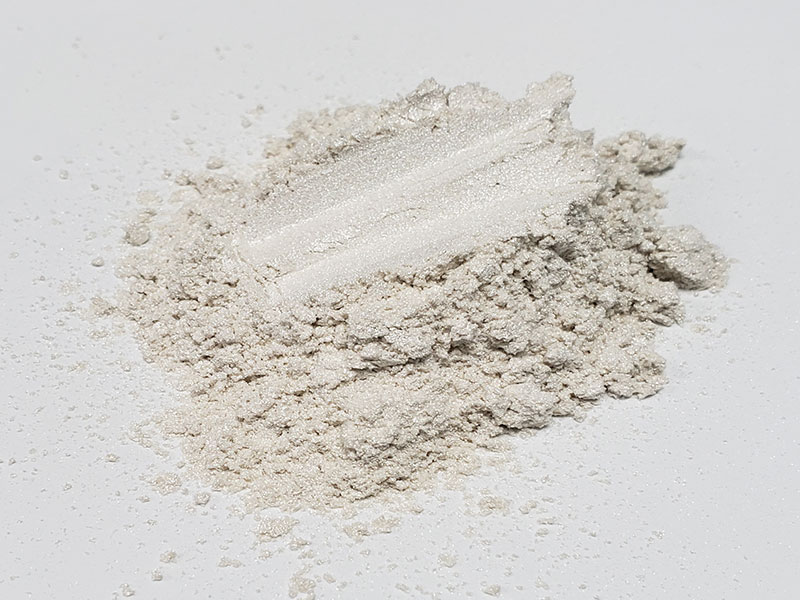 Пищевая блестящая пыль из рутила серебра, безопасная для пищевых продуктов, размер частиц 10–60 мкм – F103 - Колортек