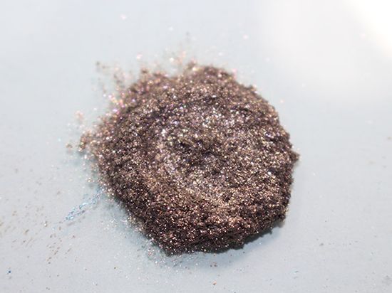 Ярко-красный синтетический слюдяной пигмент, 30–150 мкм – KT-7059 - Колортек